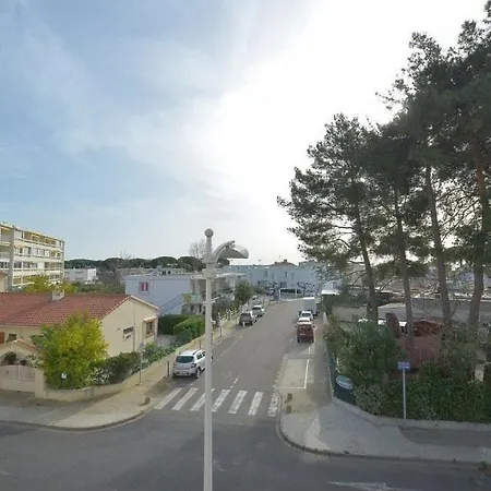 Le Plein Sud 2, - Face Au Marche - 100m Plage, 5 Personnes Lejlighed